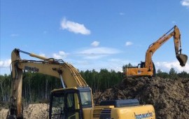 Гусеничный экскаватор "Komatsu PC220-8"