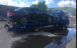 Услуги эвакуатора 89502794477