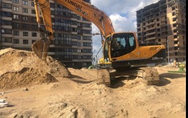 Гусеничный экскаватор Hyundai R220