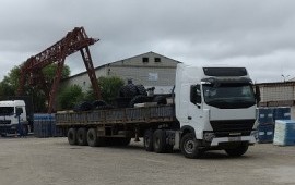 Услуги полуприцепа. Длинномер бортовой, шаланда.