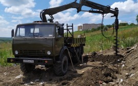 Услуги ямобура аренда. Бурение и монтаж.
