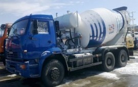 Аренда бетоновоза. Услуги бетоносмесителя.