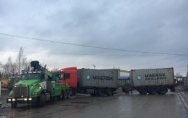 Грузовой эвакуатор частичной погрузки