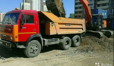 Услуги самосвала. Вывоз мусора грунта. Земля грунт в Новосибирске