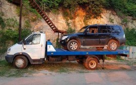 Услуги эвакуатора 89272606002 Самара