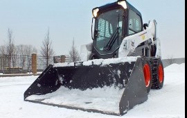 Аренда мини погрузчика Bobcat в Санкт-Петербурге