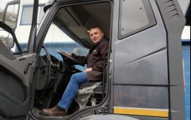 FAW четырёхосный. Аренда самосвала.