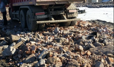 Самосвалы аренда. Песок, щебень - заказ.