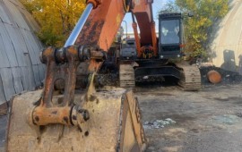 Экскаватор 1.9 м3