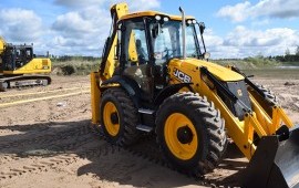 Jcb 4cx. Аренда экскаватор-погрузчик.