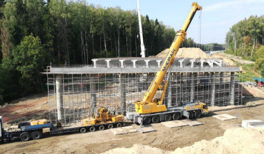Аренда Автокрана 25 тонн 33 метров стрела в Москве