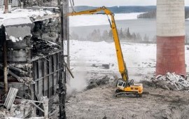 Экскаватор разрушитель