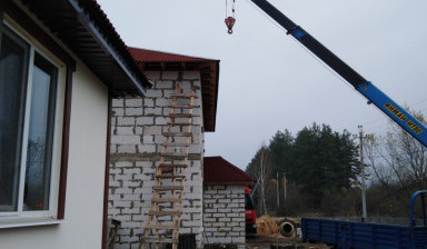 Работа манипулятора. Перевозка грузов.