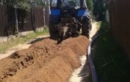 Траншеекопатель в аренду с оператором