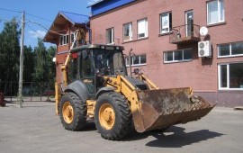 Экскаватор-погрузчик в аренду