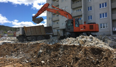 Окажем услуги спецтехники. Экскаваторов. Самосвал в Миассе