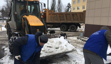 Уборка снега с территорий и крыш. Вывоз снега во Власихе