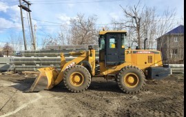 Фронтальный погрузчик 1500р.час. Аренда, услуги.