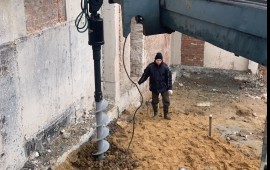 Услуги Ямобура, бурение под шпунт, установка опор в Москве