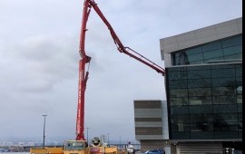 Бетононасос 18 метров. Аренда автобетононасоса.