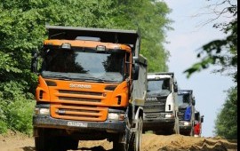 Доставка любого строительного песка самосвалами