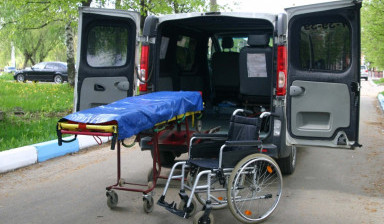 Аренда микроавтобуса: Перевозка лежачих больных