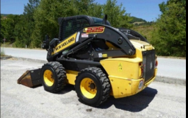 Мини погрузчик New Holland Bobcat