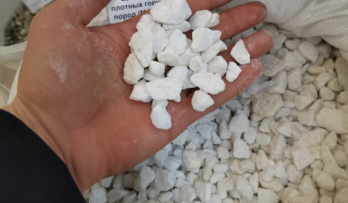 Услуги самосвалов, продажа сыпучих материалов.