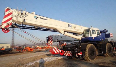 Организация предоставляет услуги спецтехники на вз