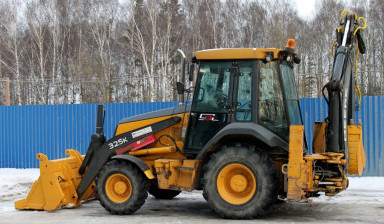 Экскаватор-погрузчик John Deere 325К 2012 г.в.