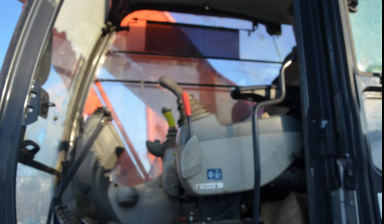 Экскаватор Hitachi в аренду