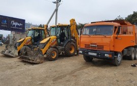 Аренда экскаватора-погрузчика. Ямобур. Гидромолот