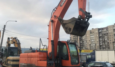 Гусеничный экскаватор 21 т Doosan DX 225 ковш 1 м3 в Колпино