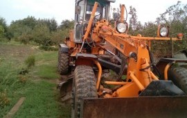 Услуги автогрейдера. Планировка. Чистка снега.