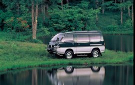 Mitsubishi Delica 7 мест с водителем! Город, край.