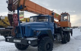 Автокран аренда. Услуги подъёмные работы.