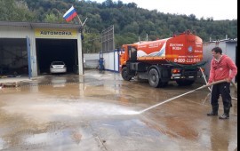 Услуги поливомоечных машин, доставка воды