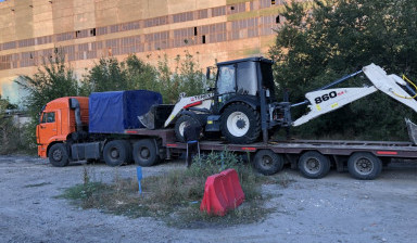 В аренду экскаватор-погрузчик. Планировка в Светлом Яре