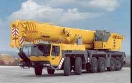 Автокран 300 аренда. Подъёмные работы.