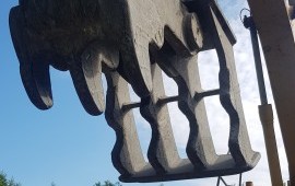 Экскаватор Крашер ( бетоноалом ). Демонтаж.