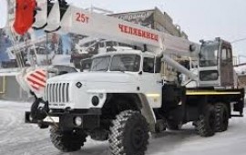 Автокран УРАЛ 25т. аренда.