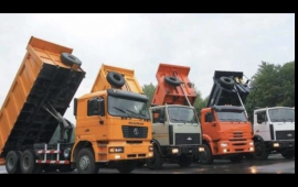 Услуги самосвала. Перевозка. Вывоз мусора услуги.