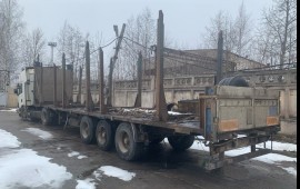 Перевозка леса, грузов. Услуги лесовоз.