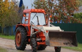 Аренда трактора ЛТЗ-55А Щётка + ковш. Бочка.