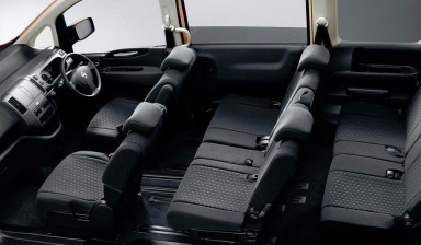 Аренда микроавтобуса с водителем Nissan Serena в