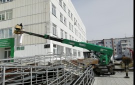 Услуги автовышки 22 метра. Подъемные работы.