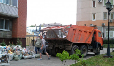 Вывоз мусора недорого. Услуги грузчиков. в Новосибирске