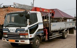 Грузовик с краном ( воровайка). Перевозка грузов в Новом
