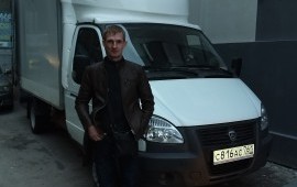 Грузоперевозки. Грузчики. Грузовой транспорт.