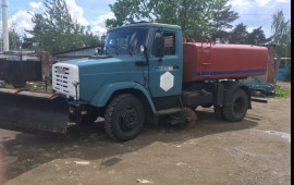 Аренда поливомоечной машины Зил КО-713. КДМ